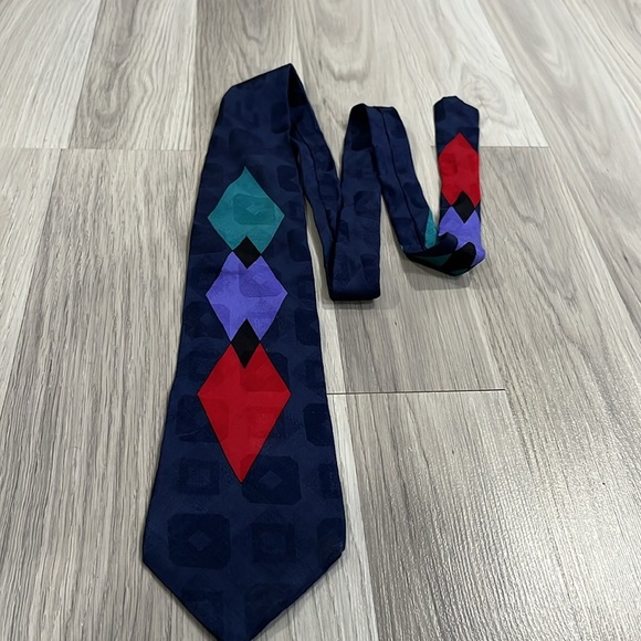 Halston Heritage Red Green Purple Tie Diamond Geo Pattern Navy Blue Career Wear - Picture 6 of 8